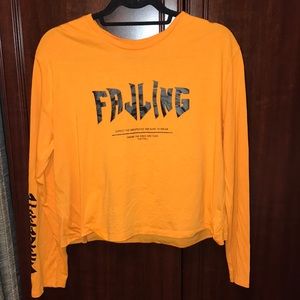 Long sleeve graphic tee